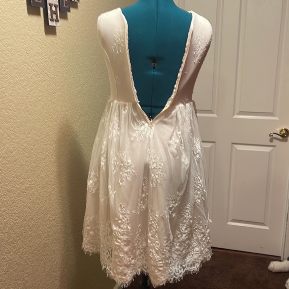 Biscotti dress, size 12 - Picture 7 of 10